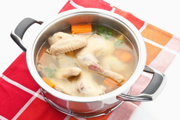 宝宝辅食鸡汤的做法