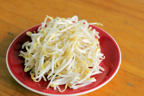 绿豆芽发臭还能食用吗