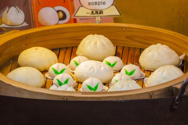 馒头生长很小的霉点还能食用吗