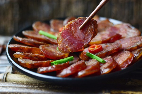 夏季时间的腊肉可以多吃吗