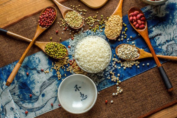 米饭蒸煮的过干或者过湿如何补救