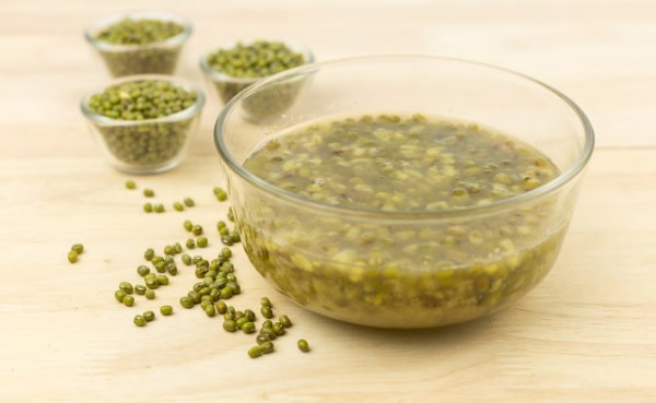 喝药的时候食用绿豆会降低药效吗
