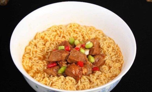 盘点世界十大垃圾食品 油炸/腌制/加工肉类要远离
