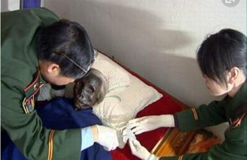 香河老人尸身不腐之谜 尸体没水分导致成干尸25年不腐