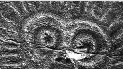 科学揭秘人面岩画之谜 诡异的人脸岩画是原始人的杰作