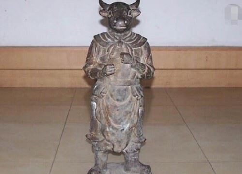 人身牛头怪迷宫之谜 人和牛的杂交品种神话真实存在