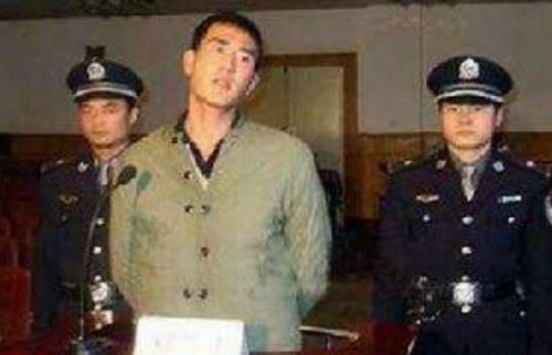 甘肃掏肠恶魔乔建国 掏出少女小肠绕脖残杀如何掏肠成谜