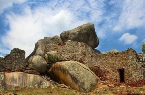 非洲大津巴布韦之谜 石头建成的房子疑为犹太人建筑