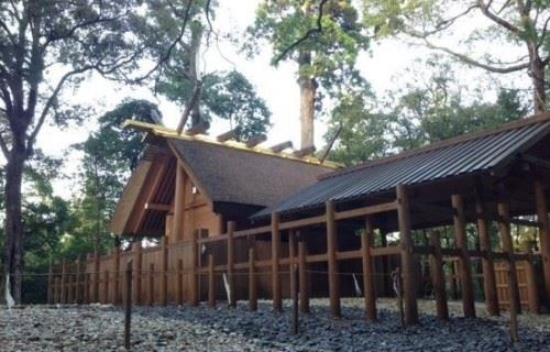 日本最古老神圣的伊势神宫 每隔20年要焚毁重建