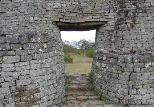非洲大津巴布韦之谜 石头建成的房子疑为犹太人建筑