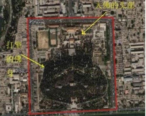 北京景山公园人像之谜 公园惊现神秘盘坐人像未解