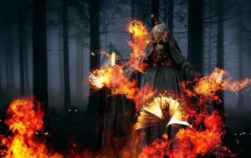 揭秘马里兰控火术之谜 脚踩炙热金属吞火球奇异超能力