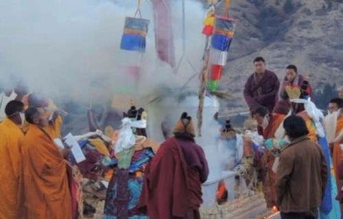 揭秘人体虹化之谜 高僧圆寂后肉身化彩虹而去真实存在