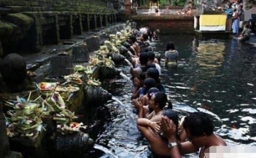 法国起死回生的圣泉 法国劳狄斯泉水能治癌症吗?起死回生