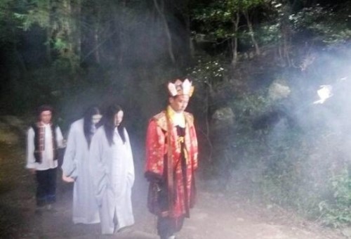 湘西赶尸之谜 揭秘湘西赶尸由来真实存在/来源魔神蚩尤