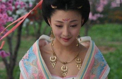 中国古代四大美女杨贵妃生死之谜 杨贵妃在马嵬坡自杀