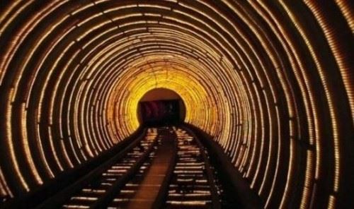 神秘的莫斯科地铁2号线 实则俄罗斯重要军事指挥中心