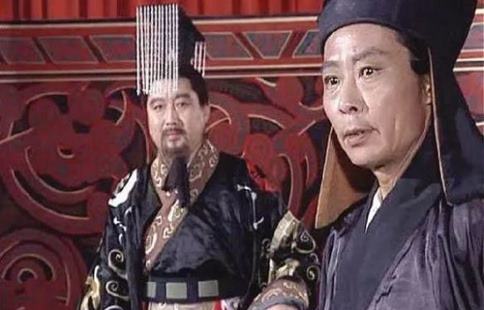 诸葛亮死后为什么刘禅还是没有权利?这一点诸葛亮把刘禅害惨了 诸葛亮死后为什么刘禅还是没有权利?这一点诸葛亮把刘禅害惨了