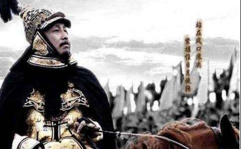 乾隆皇帝为什么死后被扔在臭水沟中? 乾隆皇帝为什么死后被扔在臭水沟中?