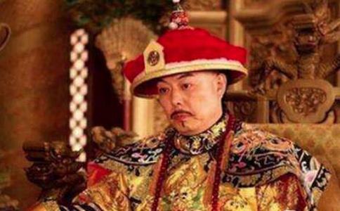 乾隆皇帝为什么死后被扔在臭水沟中? 乾隆皇帝为什么死后被扔在臭水沟中?