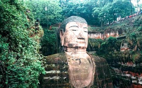 四川乐山暴雨,乐山大佛是否会被淹?