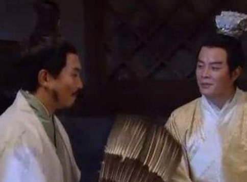 周瑜在世孙权就没实权么?孙权又在中间作梗么? 周瑜在世孙权就没实权么?孙权又在中间作梗么?