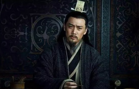 诸葛亮死后为什么刘禅还是没有权利?这一点诸葛亮把刘禅害惨了 诸葛亮死后为什么刘禅还是没有权利?这一点诸葛亮把刘禅害惨了