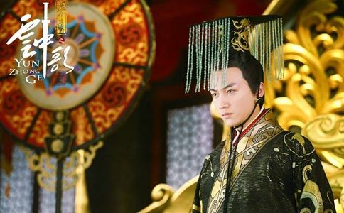 古代皇帝帽子上为什么挂珠帘呢? 古代皇帝帽子上为什么挂珠帘呢?