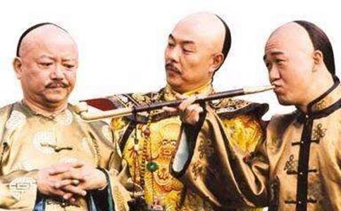 历史上和珅被抄家的时候为什么等死?真正原因是什么