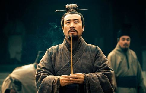 刘备到底是想自己当皇帝还是想恢复汉室? 刘备到底是想自己当皇帝还是想恢复汉室?