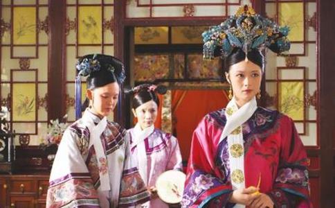 甄嬛传中从哪些地方可以看出皇上最喜欢的是华妃而不是甄嬛? 甄嬛传中从哪些地方可以看出皇上最喜欢的是华妃而不是甄嬛?