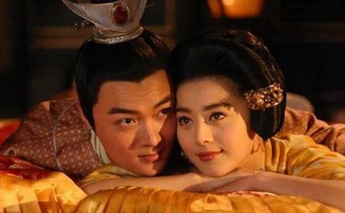 唐玄宗这么喜欢杨贵妃为什么杨贵妃最后没有成为皇后? 唐玄宗这么喜欢杨贵妃为什么杨贵妃最后没有成为皇后?