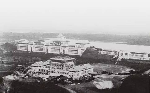 武汉大学80年前为什么种的是梅花? 武汉大学80年前为什么种的是梅花?