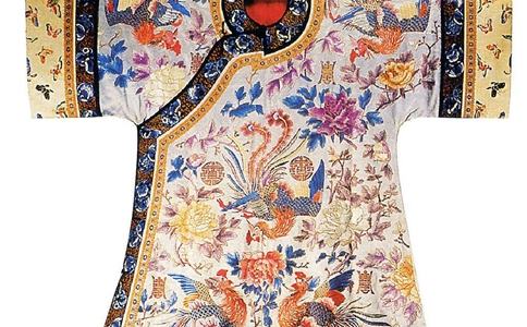 清朝服装与明朝相比有什么相似的?有什么不同的? 清朝服装与明朝相比有什么相似的?有什么不同的?