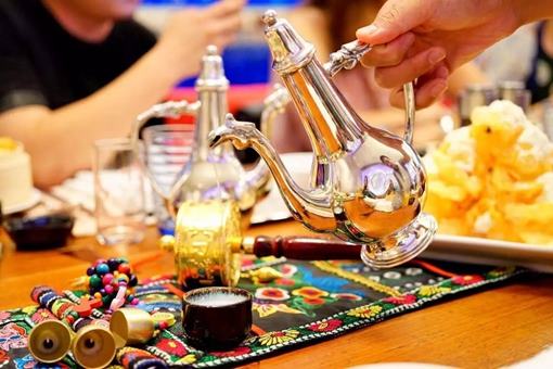 藏族茶文化是怎样的?有着什么特色? 藏族茶文化是怎样的?有着什么特色?
