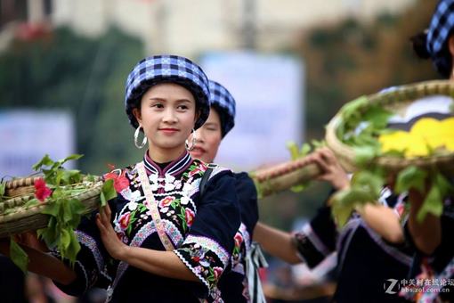 世界音乐艺术殿堂的独山花灯文化 世界音乐艺术殿堂的独山花灯文化