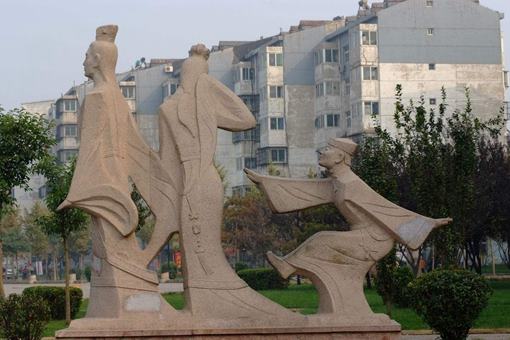邯郸学步的故事是怎样的?这其中告诉了我们什么道理? 邯郸学步的故事是怎样的?这其中告诉了我们什么道理?