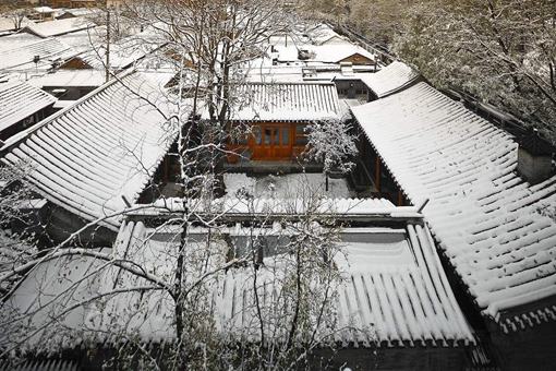 四合院的特点是什么?有着什么样的特色? 四合院的特点是什么?有着什么样的特色?