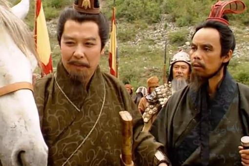 衣冠不整什么意思?衣冠不整典故出处介绍 衣冠不整什么意思?衣冠不整典故出处介绍