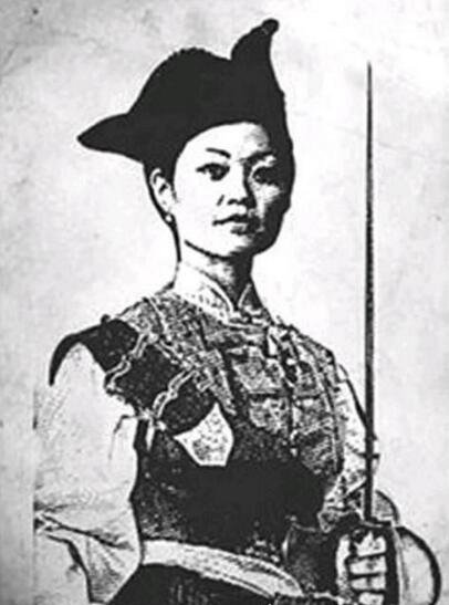 中国海盗王 清朝郑一嫂(加勒比海盗清夫人原型就是她)