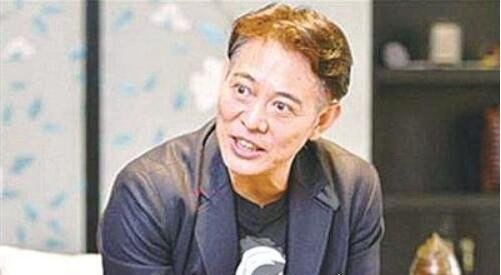 李连杰得了什么病 浑身是伤还得了甲亢(遗嘱准备好了)