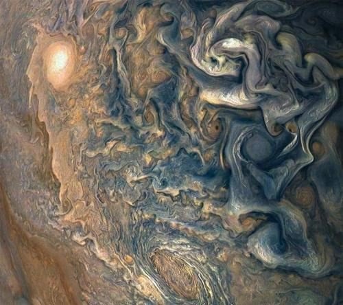 木星恐怖照片 恶魔之眼时刻监视地球(其实是反气旋风暴)