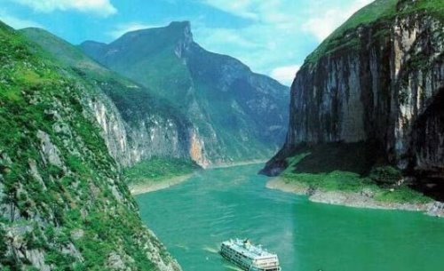 长江三峡指的是哪三峡 瞿塘峡、巫峡和西陵峡这三段峡谷的总称