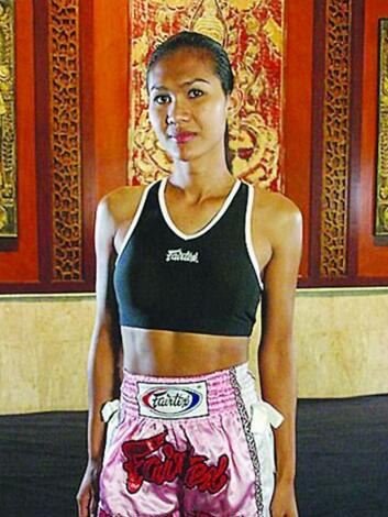 世界十大著名双性人 泰国美女双性人成拳击女王