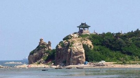 东临碣石指的是哪里 河北秦皇岛碣石山(秦始皇也曾到此)