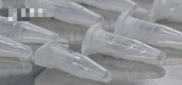 一男子私带唾液入境被拦 被拦截后称亲戚癌症做基因检测用