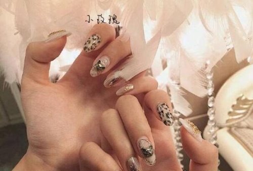 美甲图片2018新款式推荐 十种款式总有一款能迷到你(图)