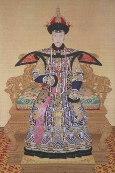 同为乾隆的皇后竟有天壤之别 乌拉那拉氏死后连封号都不赐