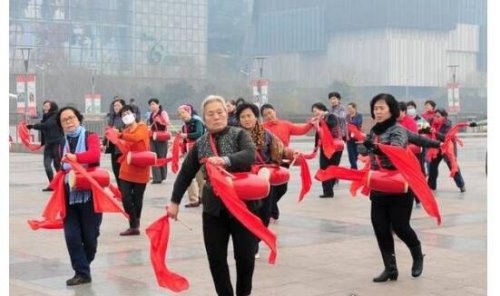 2019中国人均寿命最长的城市排名 上海和北京的平均寿命超过80岁