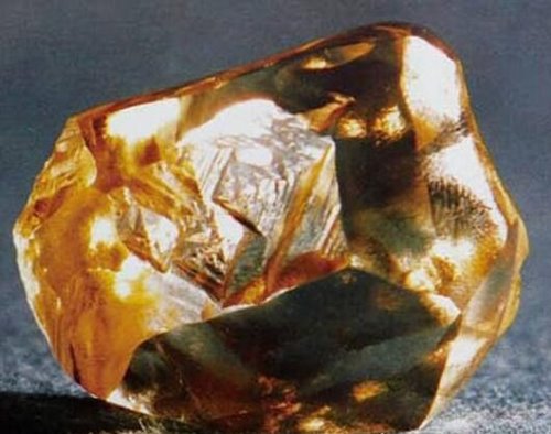 中国现存最大的钻石 常林钻石重达158克拉(并未丢失)